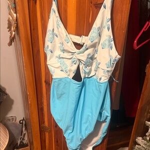 Caden Lane Blue and White Apparel